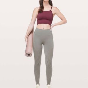 Lululemon Women’s Reveal Seamless Tight *Mindful Motion  In Carbon Dust Size 6
